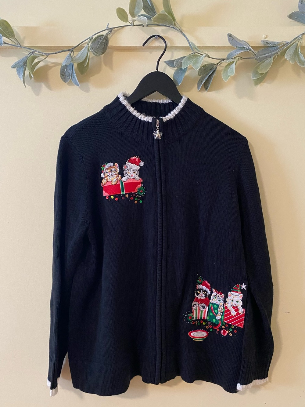 NWOT Quacker Factory Cats Embroidered Christmas Cardigan Zip Up